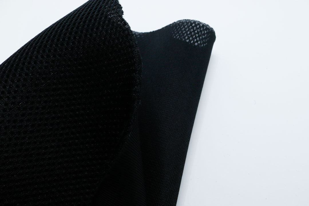 Space Mesh - Spacer Fabric / 3D Mesh Fabric - Padding for Backpacks and  Belts - Breathable and Quick-Drying - Black - per Metre