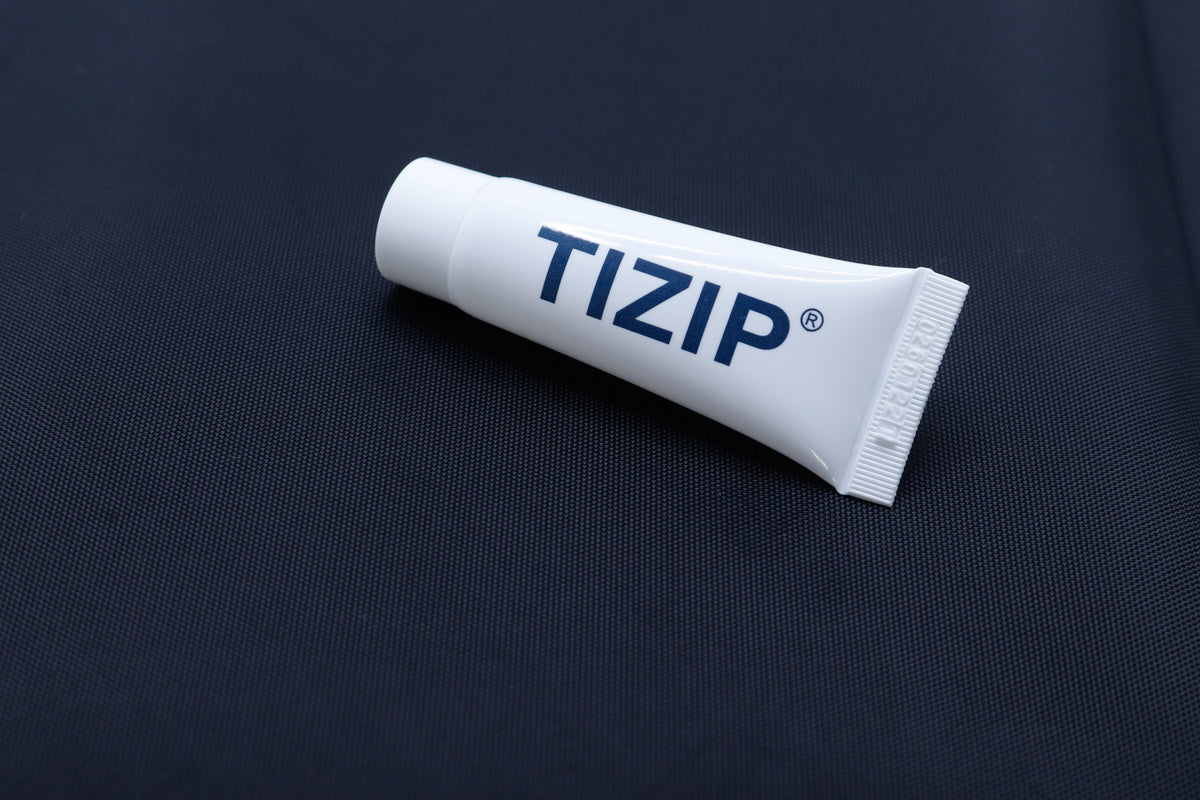 Lubricant for TIZIP zippers