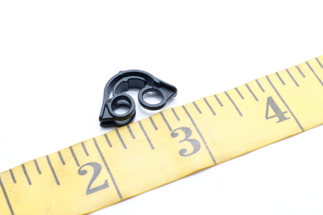 A Squeeze stopper which is similar to a cord lock