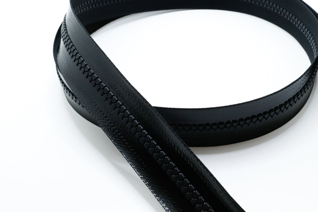 YKK Vislon Aquguard (Sold per ft)