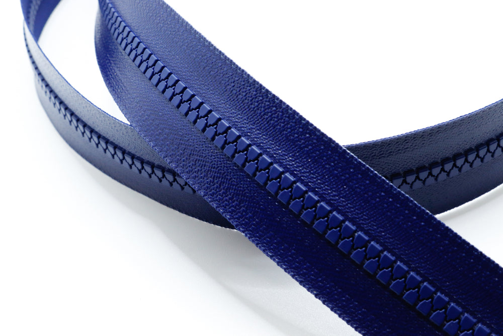 YKK Vislon AquaGuard water-resistant molded-tooth zipper chain by the foot