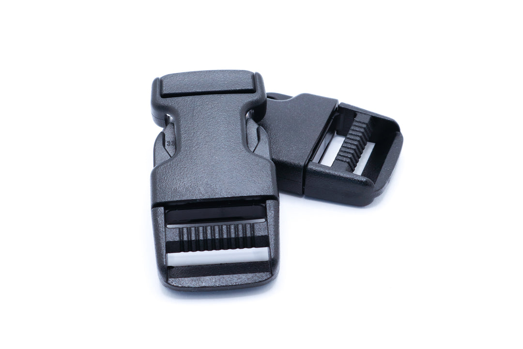 Plastic Mojave side release buckle made in the USA shown on a white background commonly used for sewing projects