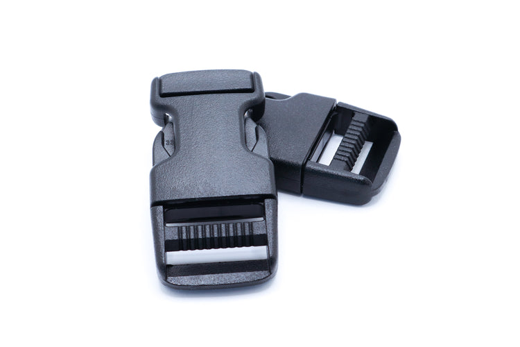 Plastic Mojave side release buckle made in the USA shown on a white background commonly used for sewing projects