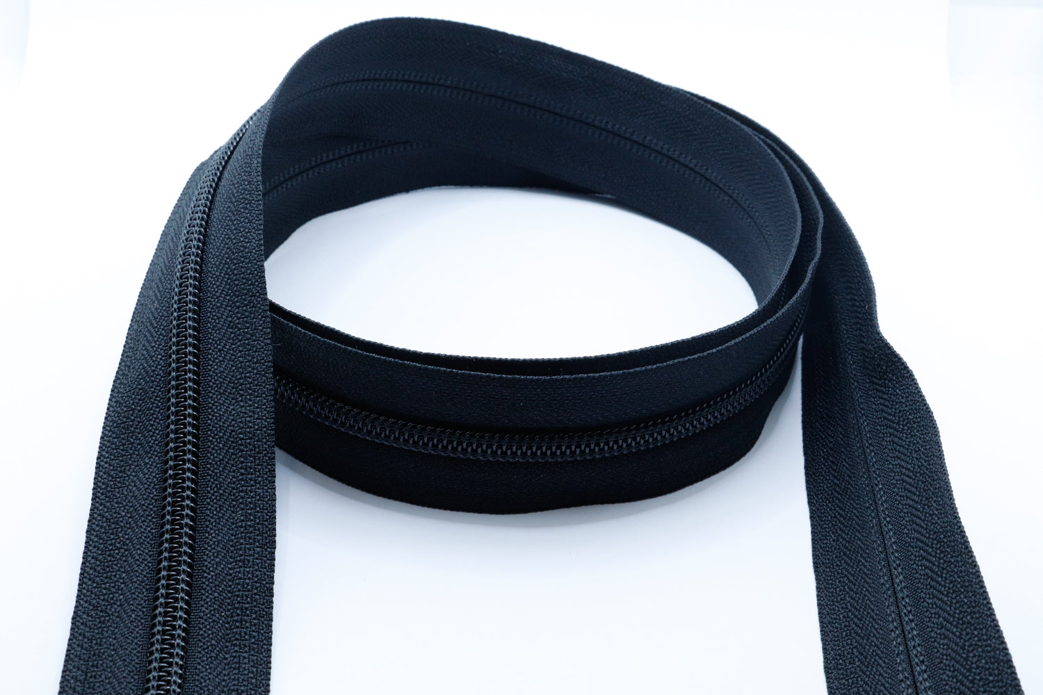 YKK Coil zipper #10 full roll available at refasten